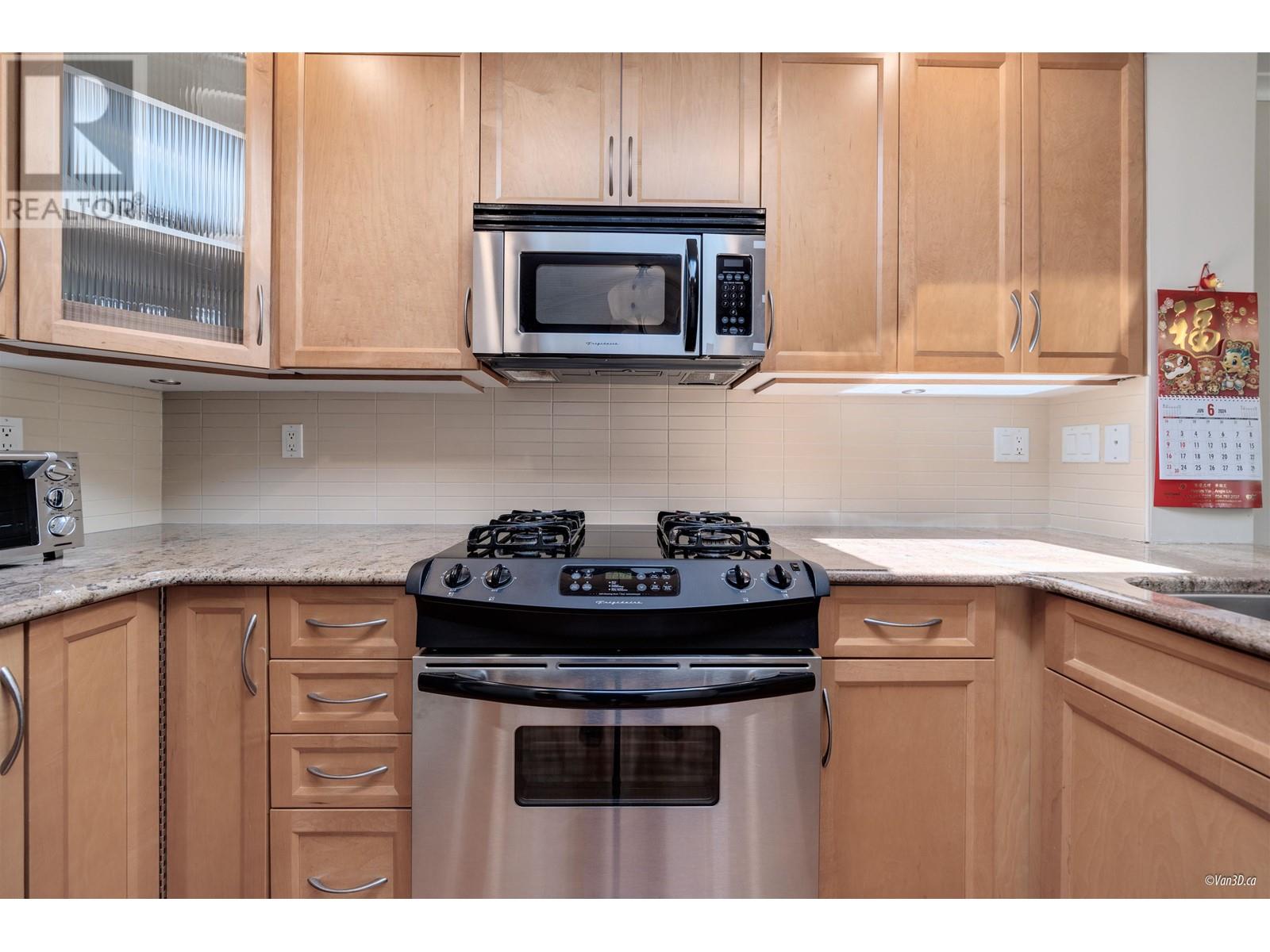 401 2103 W 45th Avenue, Vancouver, British Columbia  V6M 2J2 - Photo 2 - R2979743