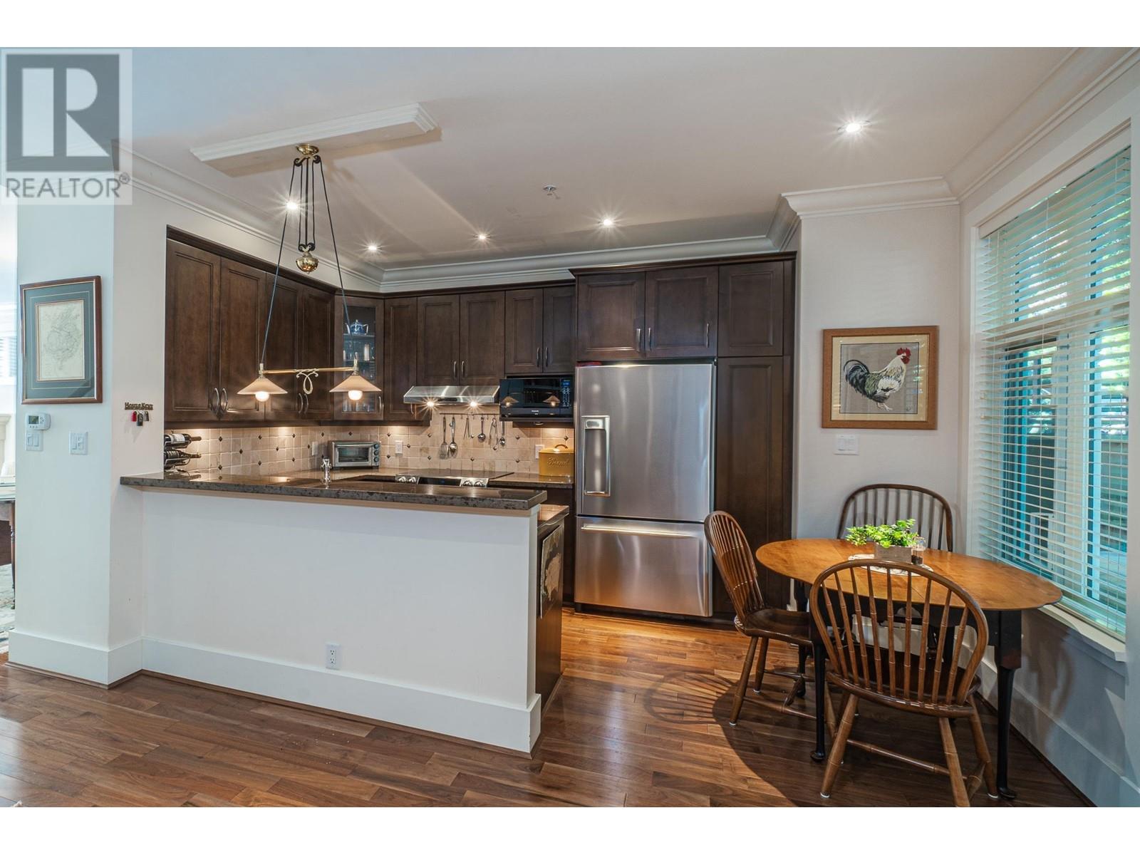 2129 Gordon Avenue, West Vancouver, British Columbia  V7V 1W1 - Photo 10 - R2980007