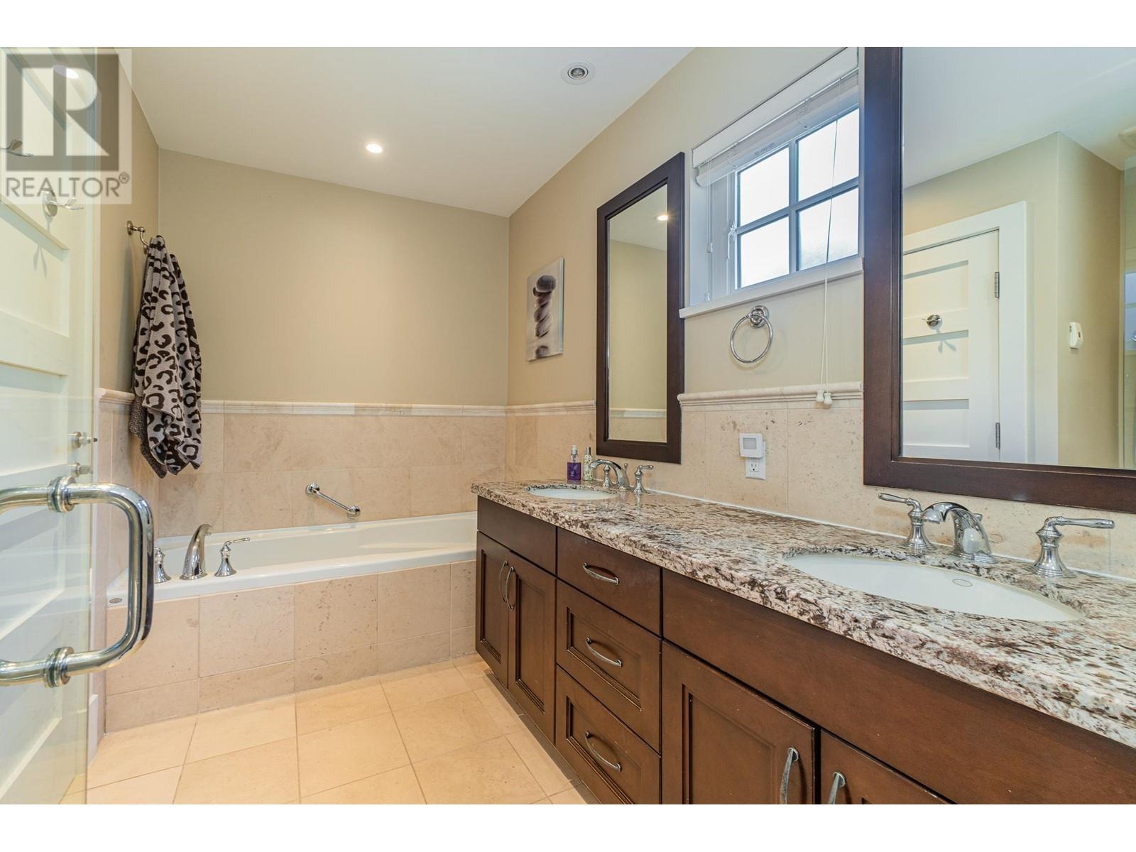 2129 Gordon Avenue, West Vancouver, British Columbia  V7V 1W1 - Photo 21 - R2980007