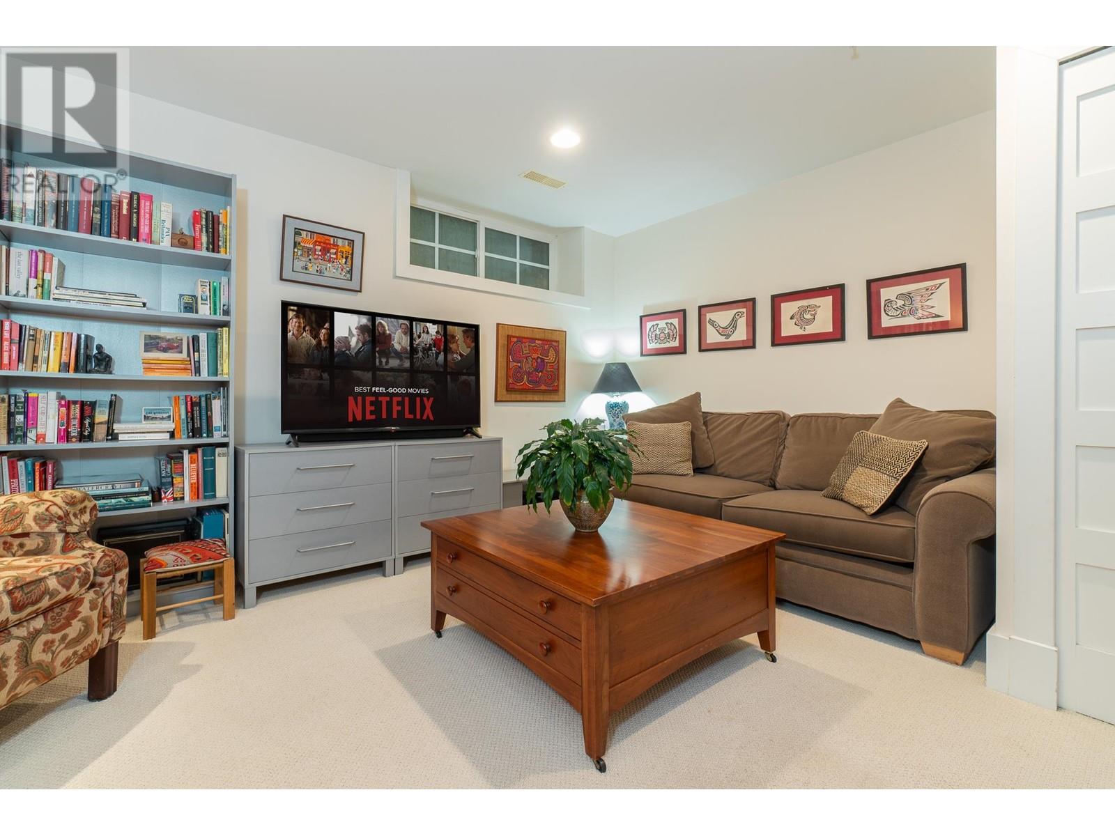 2129 Gordon Avenue, West Vancouver, British Columbia  V7V 1W1 - Photo 32 - R2980007