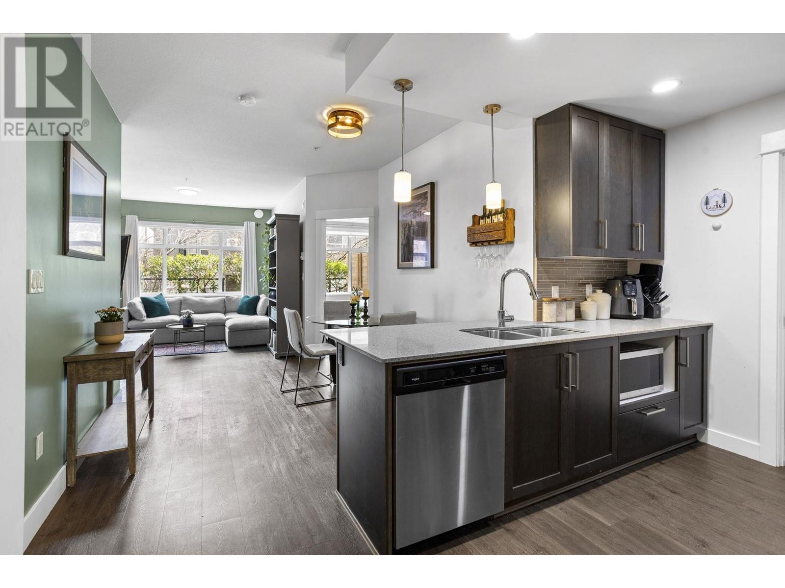 213 2465 WILSON AVENUE, port coquitlam, British Columbia