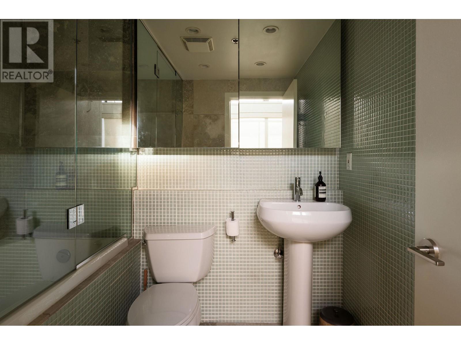 406 1529 W 6th Avenue, Vancouver, British Columbia  V6J 1R1 - Photo 22 - R2980021
