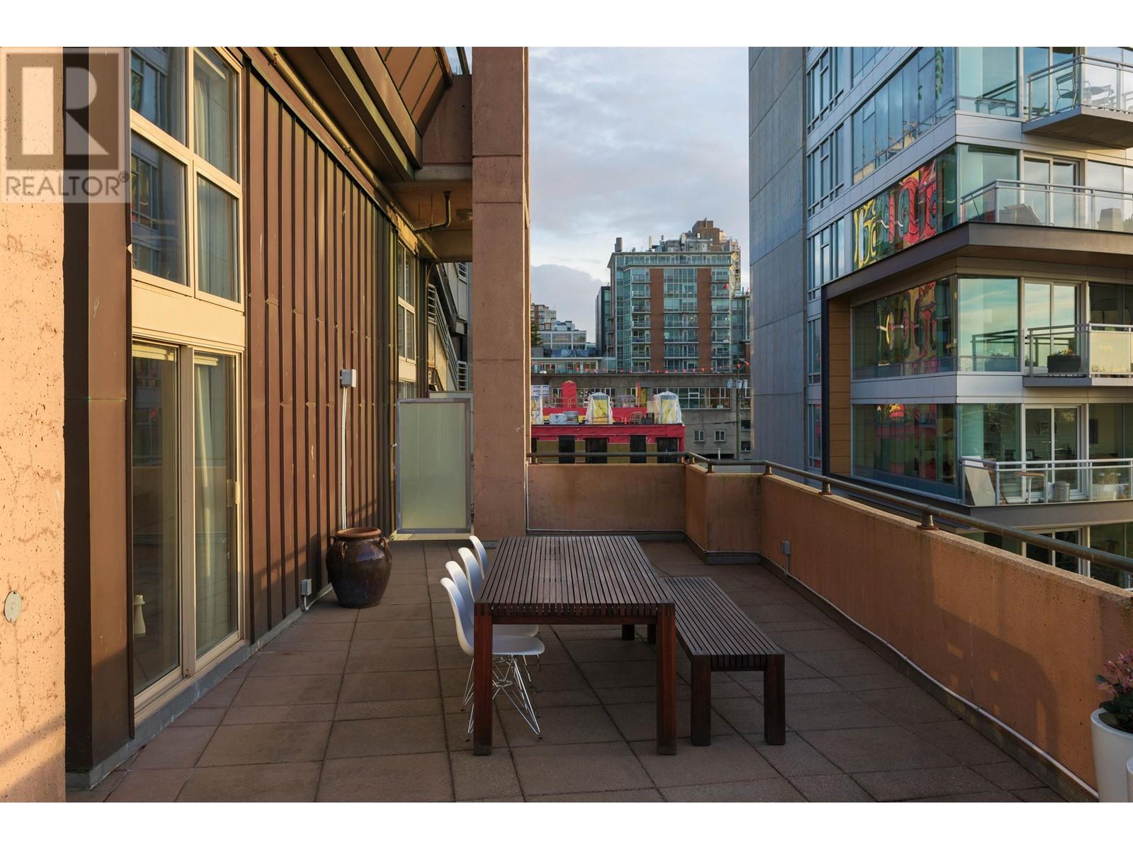 406 1529 W 6th Avenue, Vancouver, British Columbia  V6J 1R1 - Photo 26 - R2980021