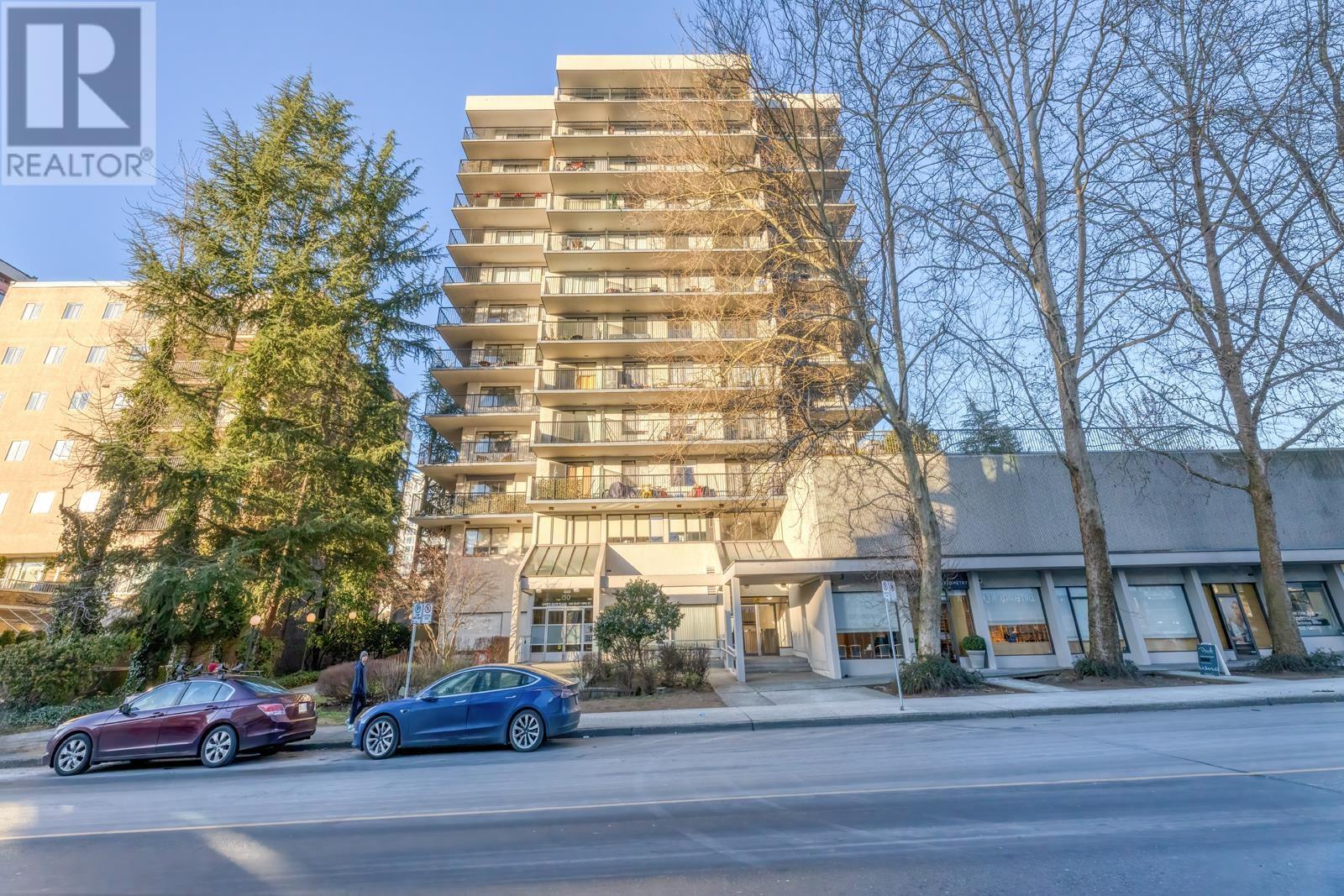 306 150 E 15TH STREET, north vancouver, British Columbia