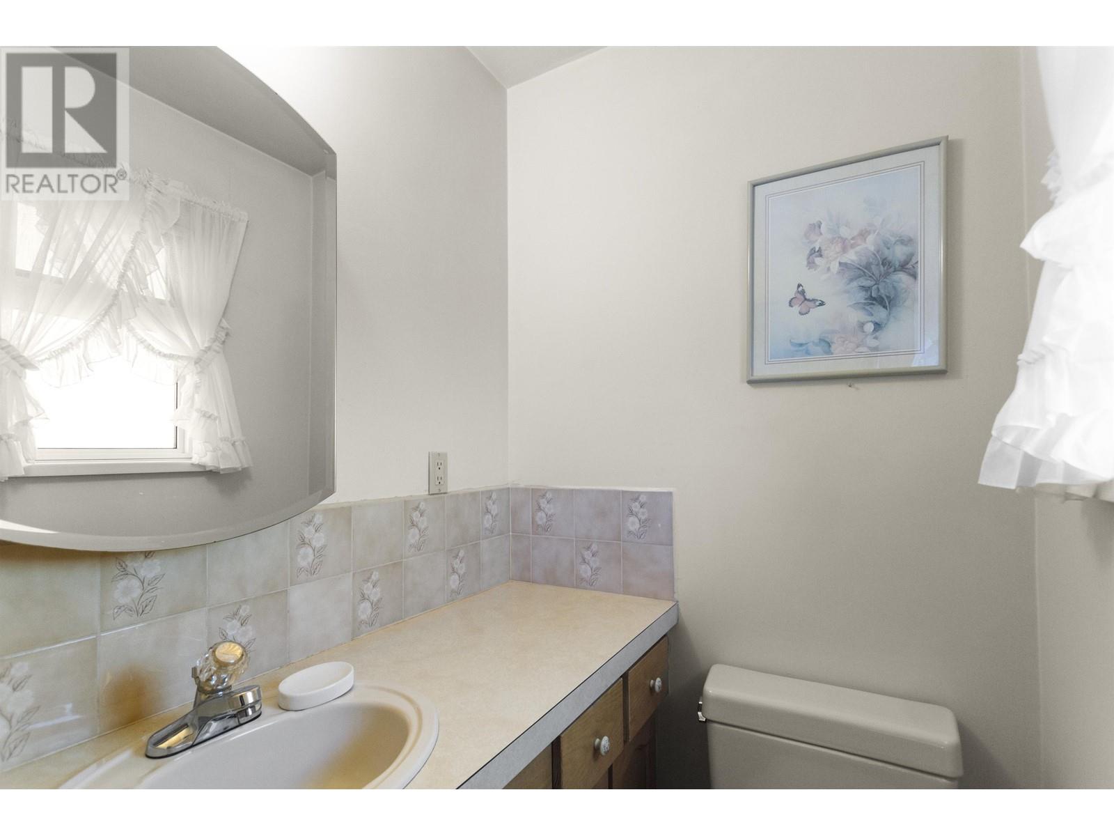 6771 Winch Street, Burnaby, British Columbia  V5B 2L7 - Photo 17 - R2980026