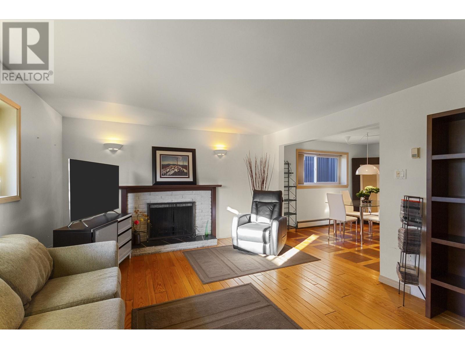 6771 Winch Street, Burnaby, British Columbia  V5B 2L7 - Photo 20 - R2980026