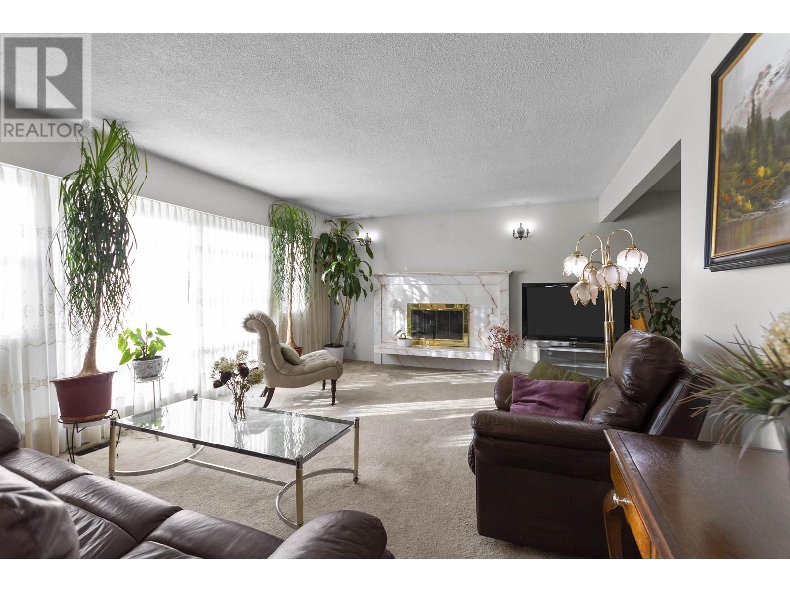 6771 Winch Street, Burnaby, British Columbia  V5B 2L7 - Photo 6 - R2980026