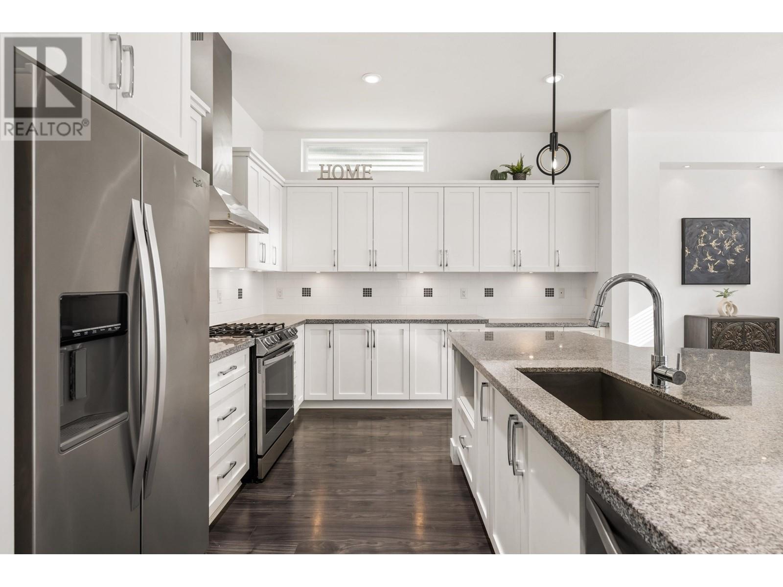 10476 Robertson Street, Maple Ridge, British Columbia  V2W 0H8 - Photo 4 - R2980063