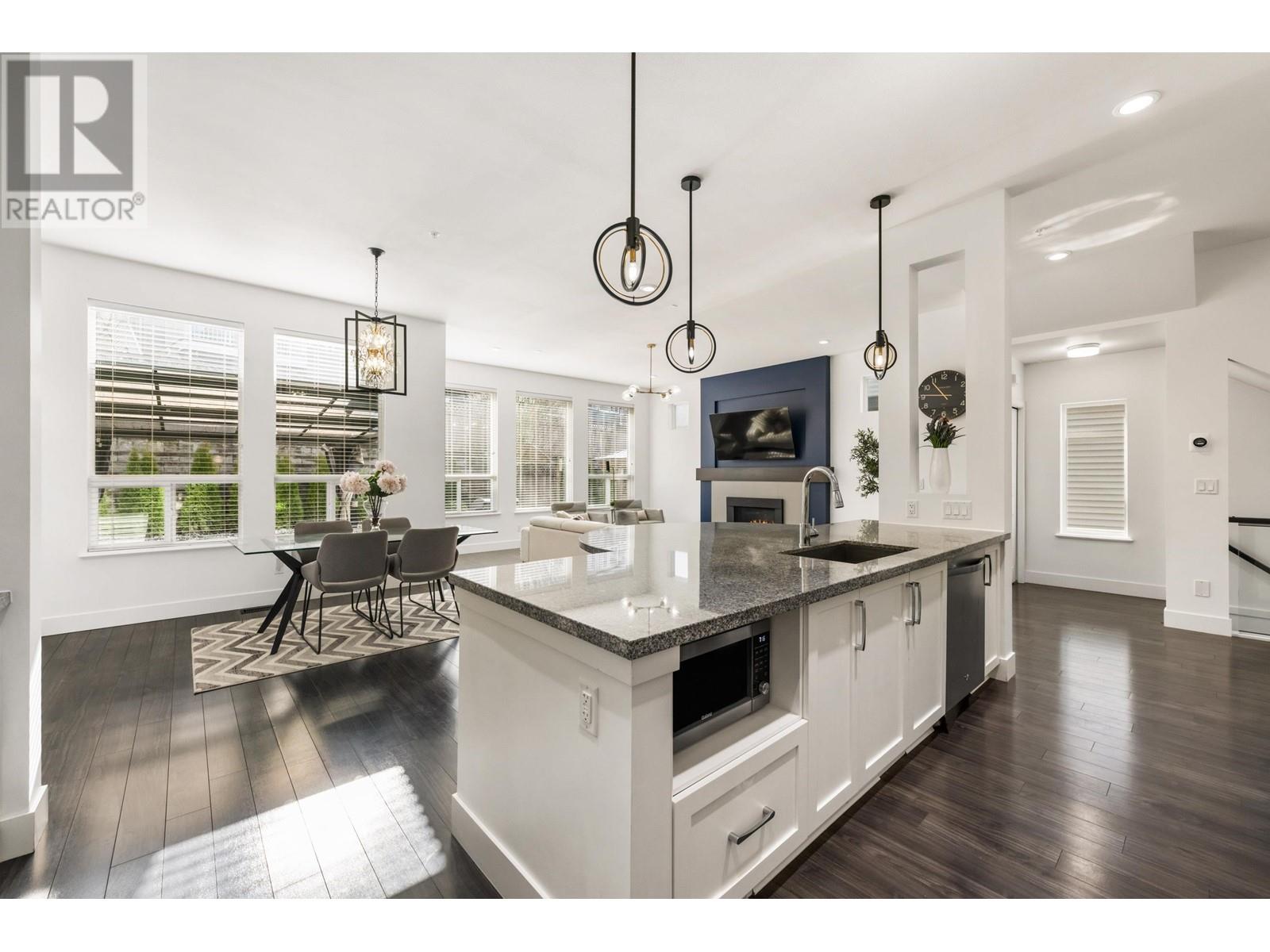 10476 Robertson Street, Maple Ridge, British Columbia  V2W 0H8 - Photo 6 - R2980063