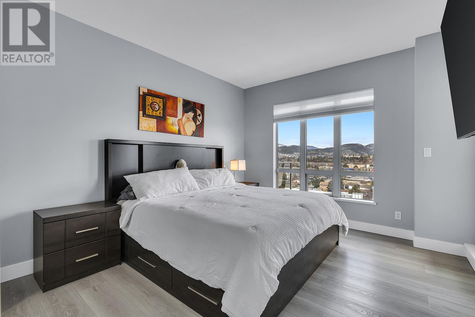 Property at 2040 Springfield Road Unit# 1006 image 4