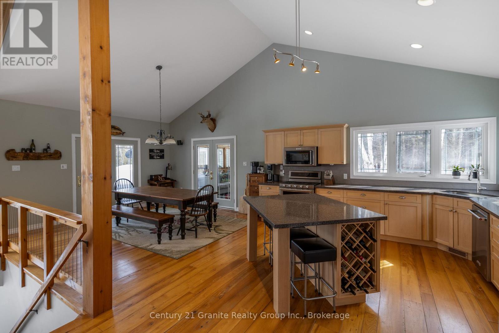 1047 Bonis Lane, Minden Hills, Ontario  K0M 2K0 - Photo 11 - X12028032