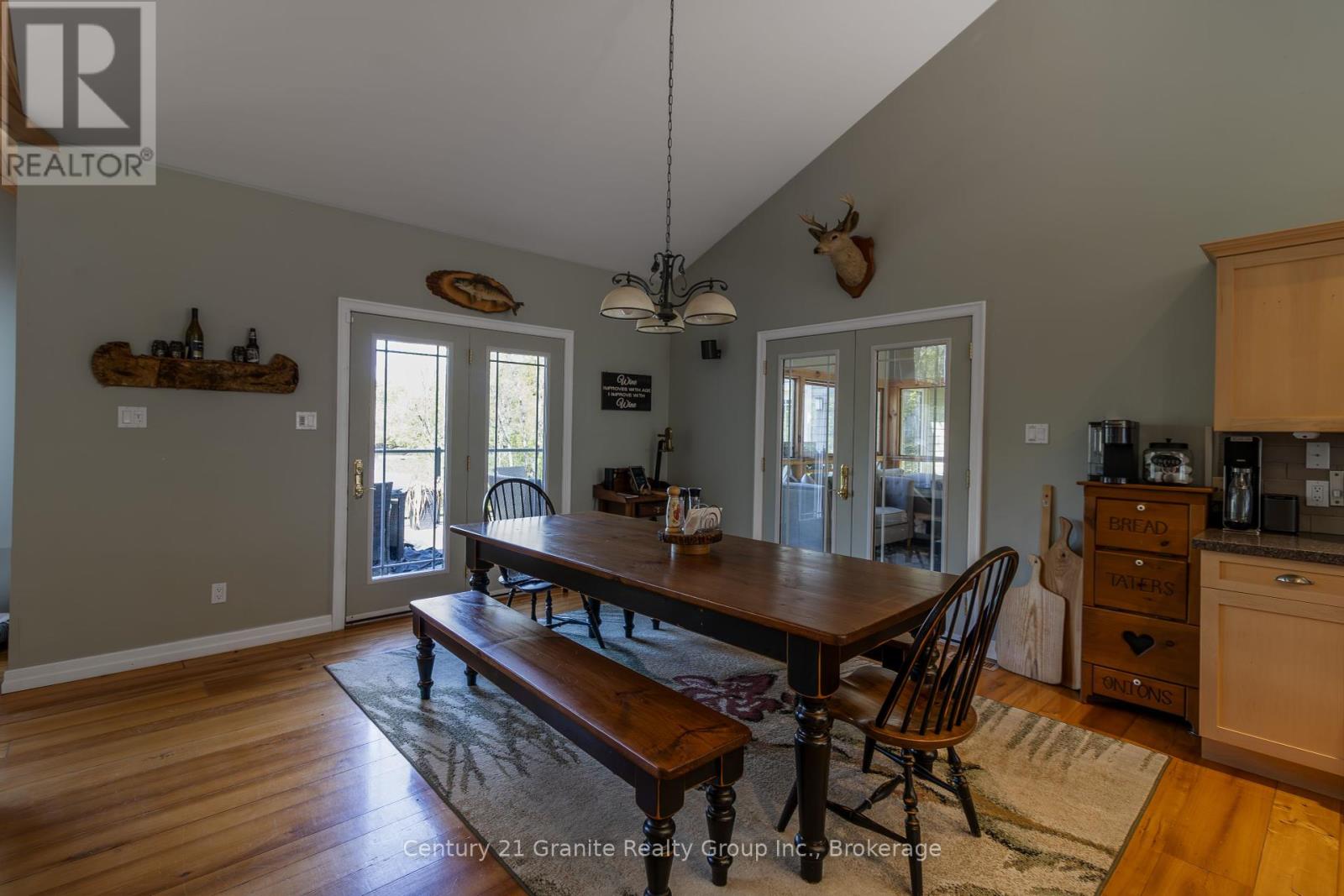 1047 Bonis Lane, Minden Hills, Ontario  K0M 2K0 - Photo 15 - X12028032