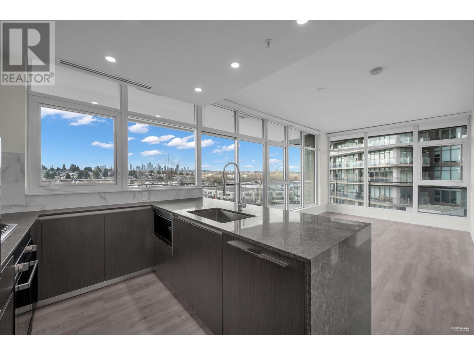 607 5333 Goring Street, Burnaby, British Columbia  V5B 3A2 - Photo 4 - R2979790