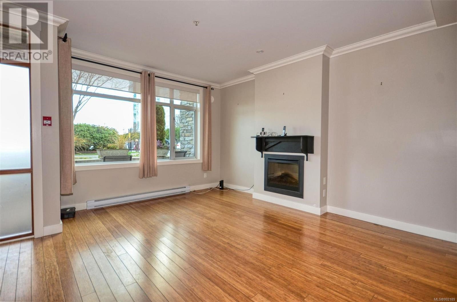 102 9820 Seaport Pl, Sidney, British Columbia  V8L 4X3 - Photo 2 - 992189