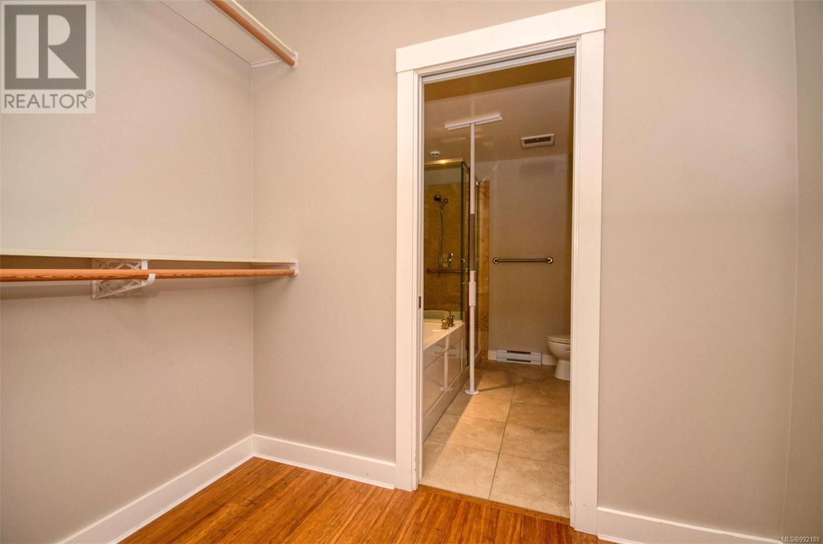 102 9820 Seaport Pl, Sidney, British Columbia  V8L 4X3 - Photo 22 - 992189