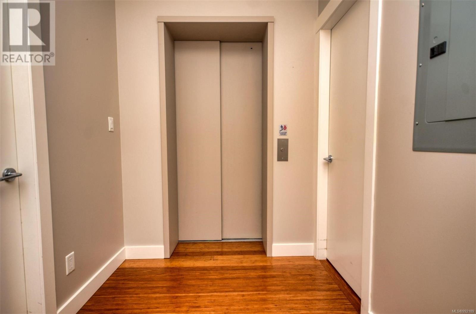 102 9820 Seaport Pl, Sidney, British Columbia  V8L 4X3 - Photo 15 - 992189