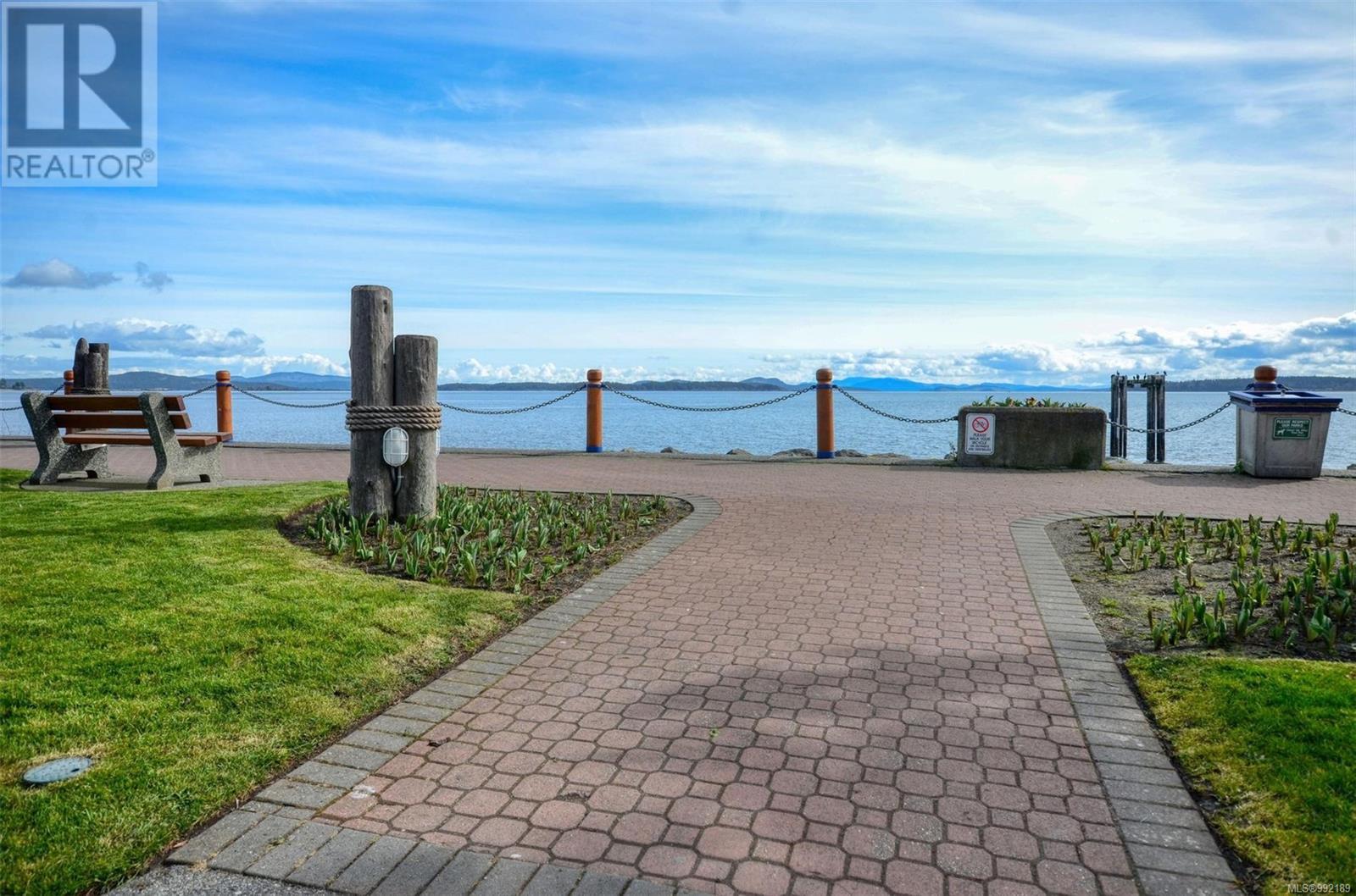 102 9820 Seaport Pl, Sidney, British Columbia  V8L 4X3 - Photo 33 - 992189