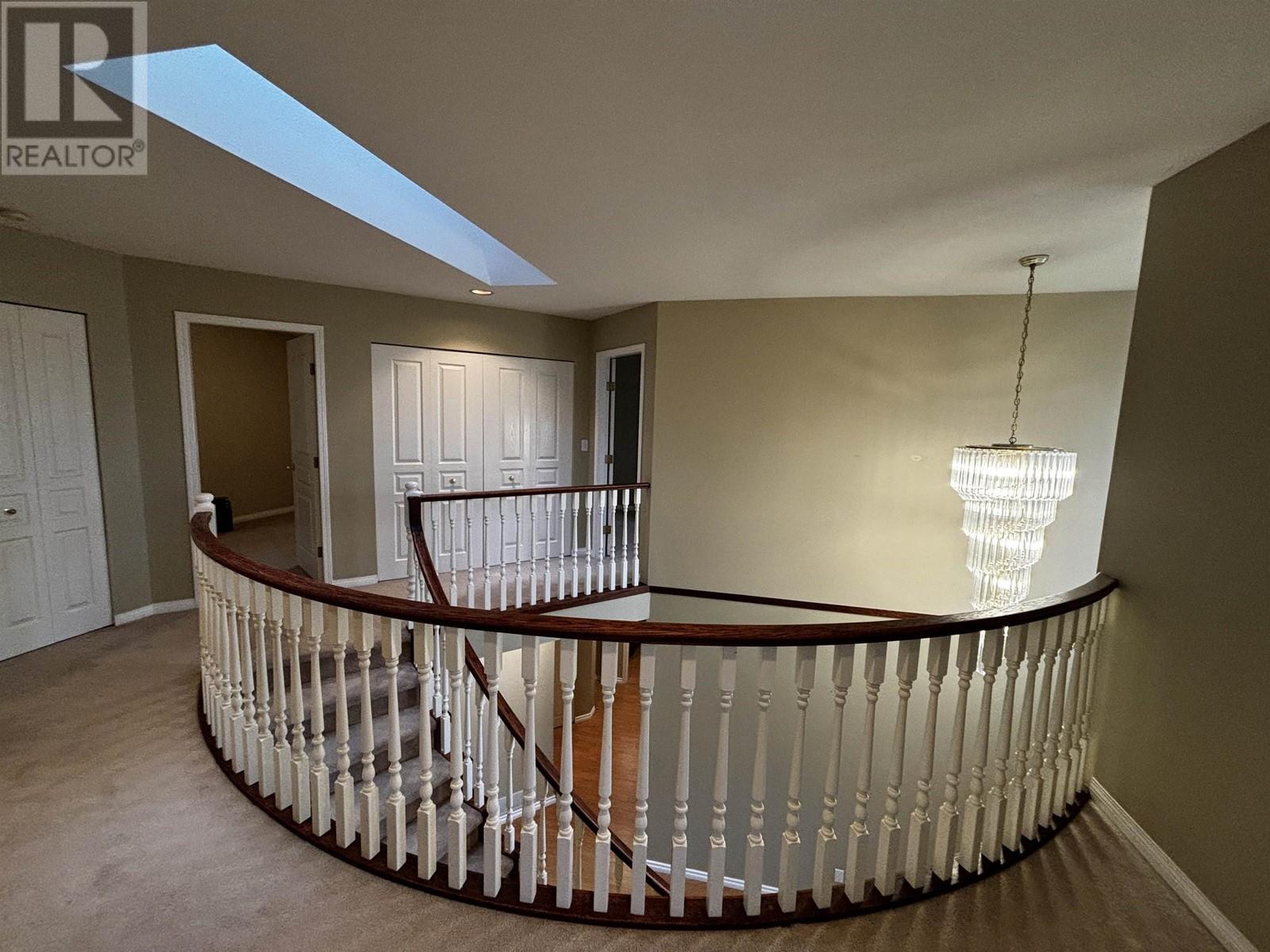 1605 Salal Crescent, Coquitlam, British Columbia  V3E 2Y3 - Photo 11 - R2978856