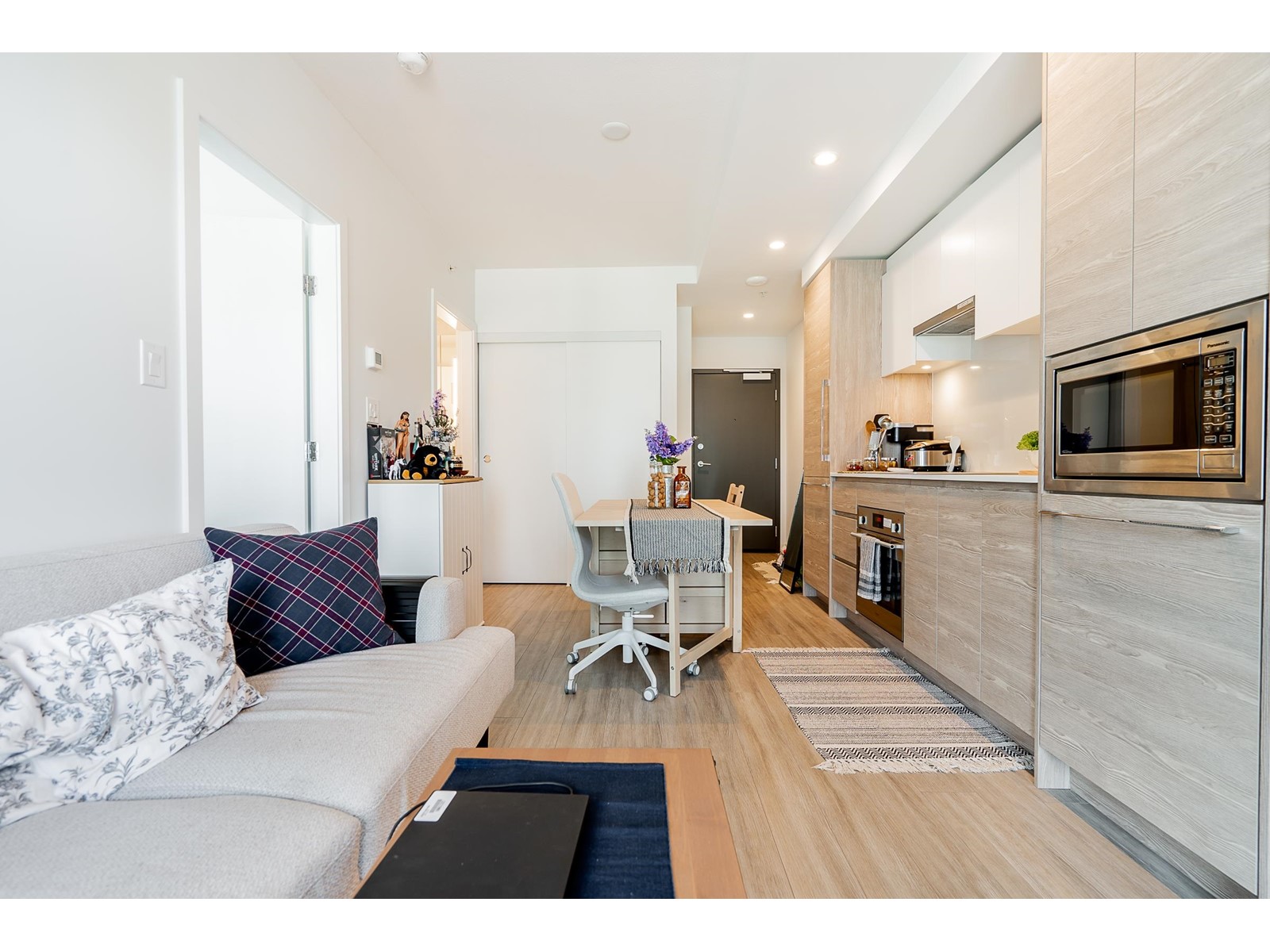 706 13655 Fraser Highway, Surrey, British Columbia  V3T 0P8 - Photo 14 - R2980072