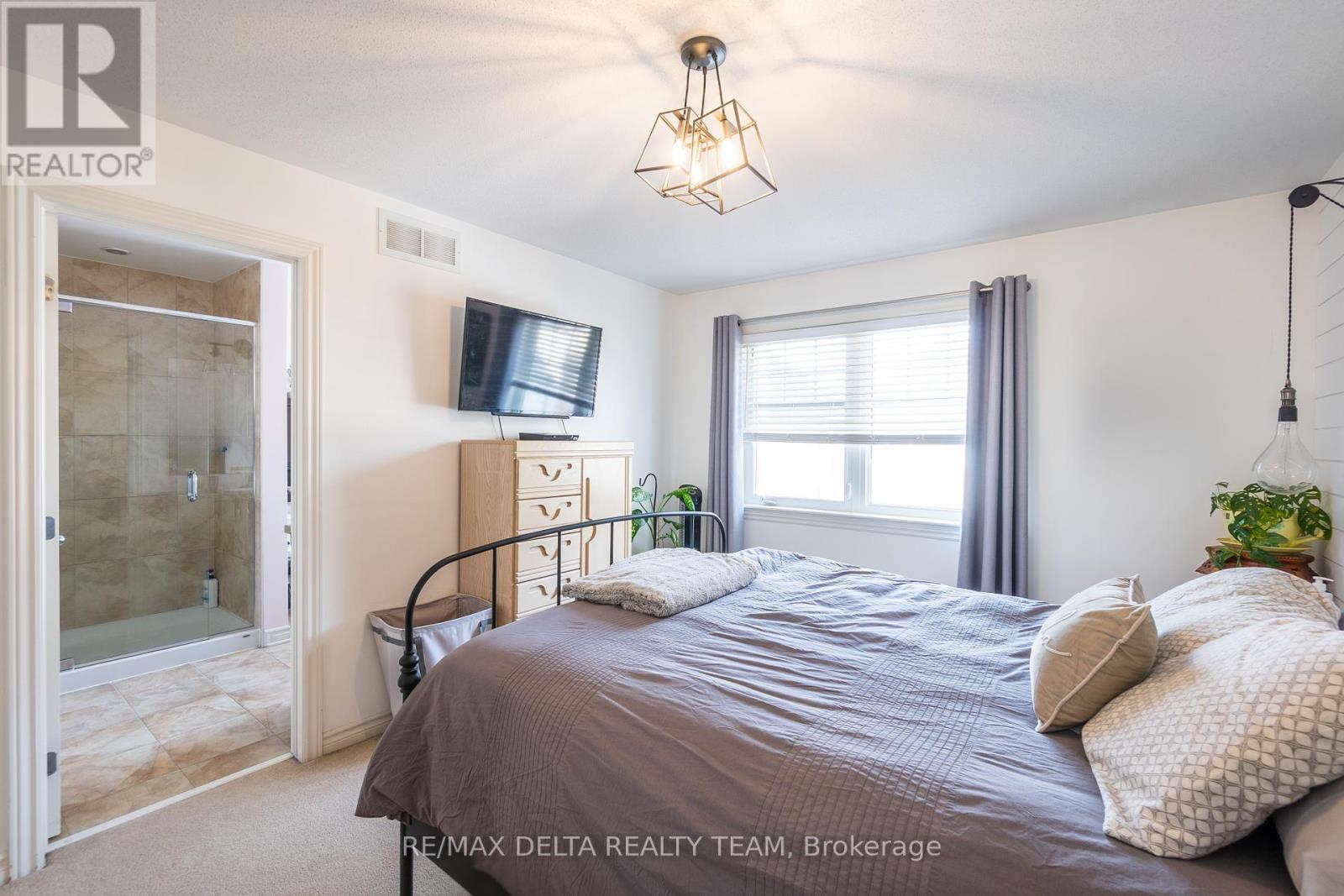 318 Grammond Circle, Ottawa, Ontario  K4A 0T6 - Photo 13 - X12030160