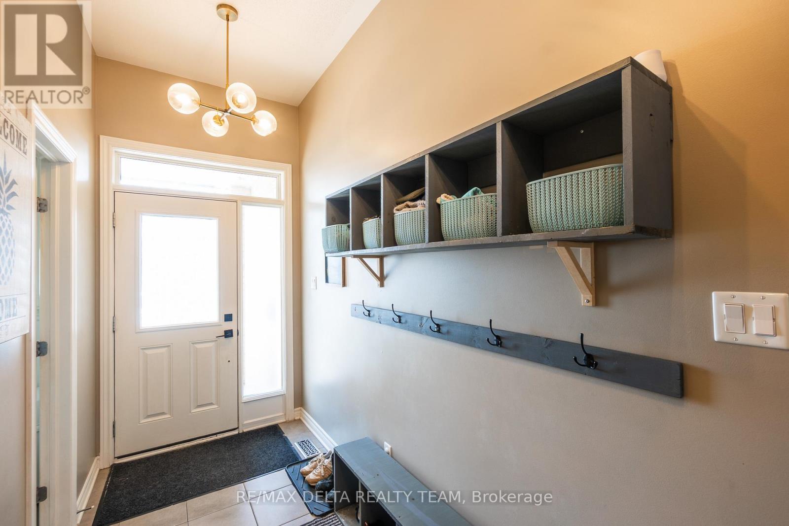 Property at 318 GRAMMOND CIRCLE image 2