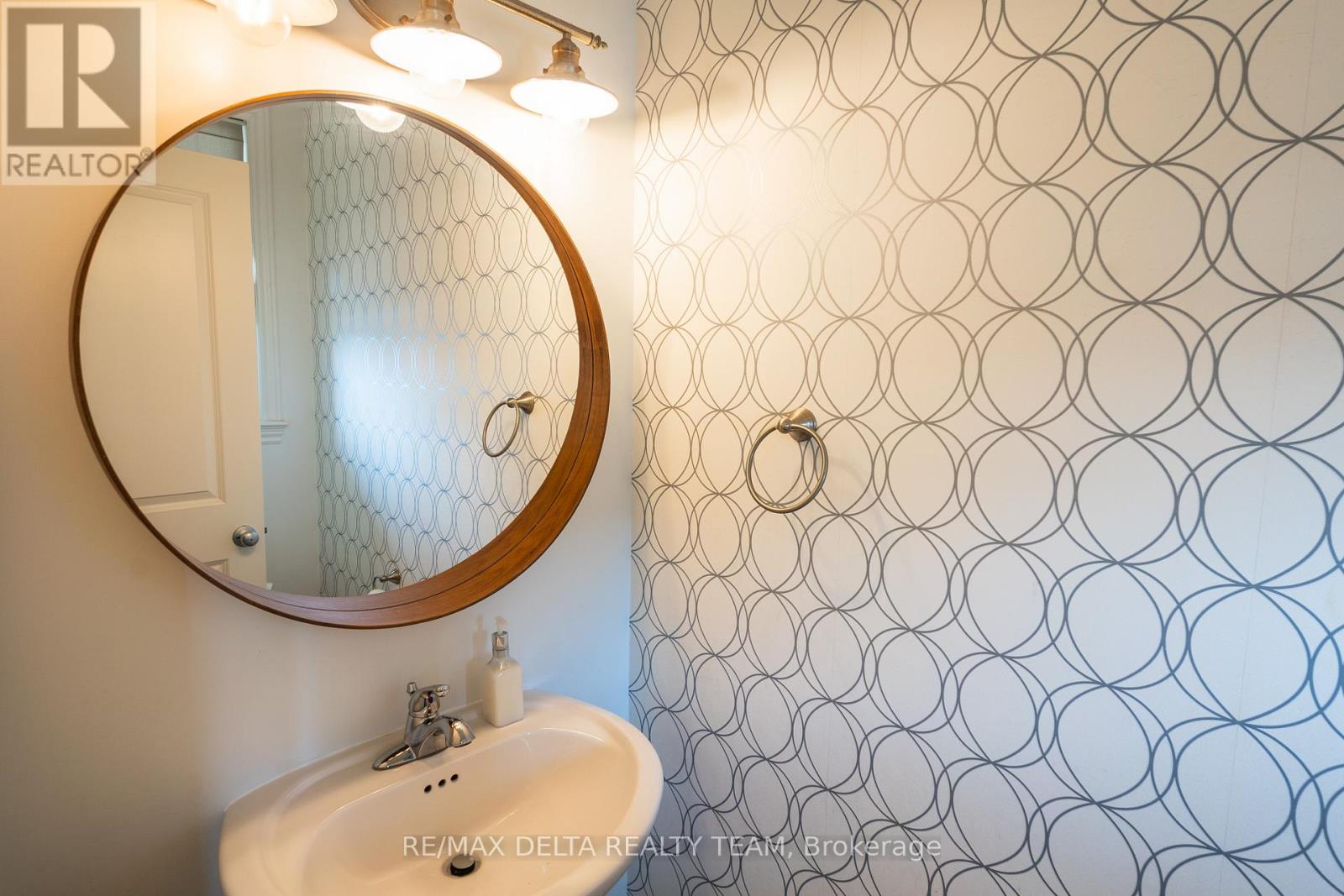 Property at 318 GRAMMOND CIRCLE image 4