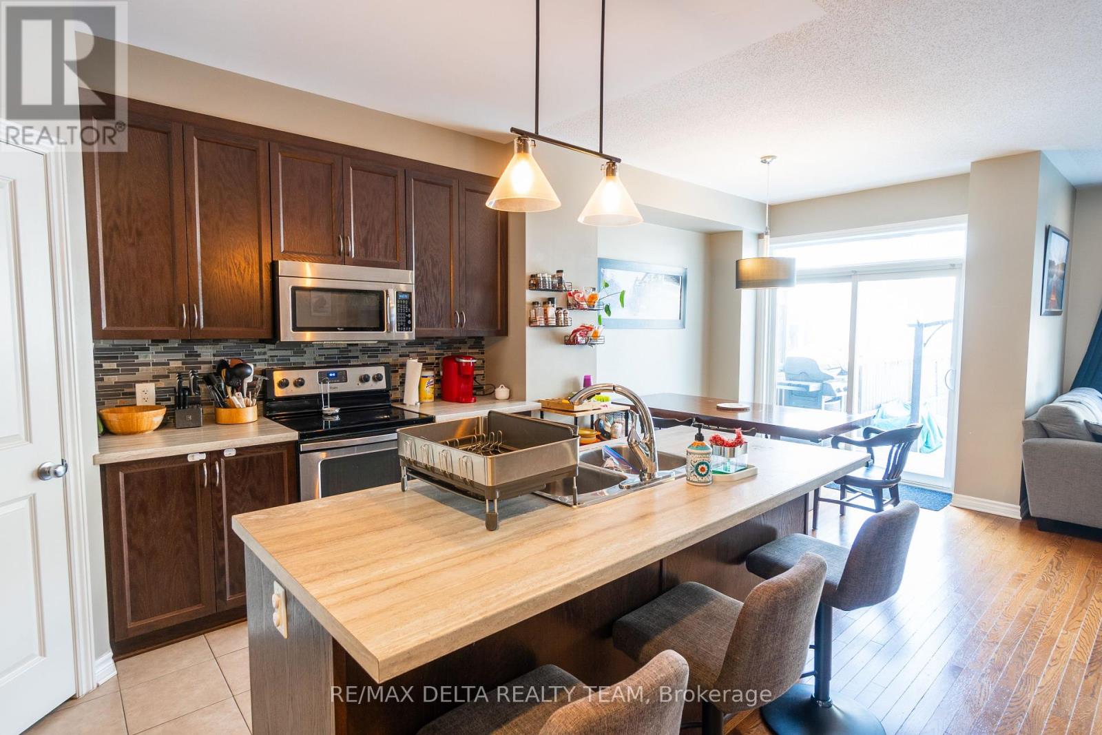 Property at 318 GRAMMOND CIRCLE image 5