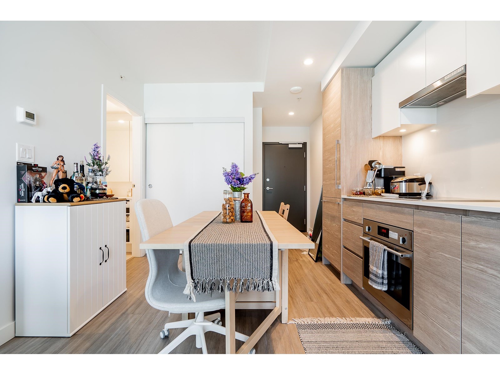 706 13655 Fraser Highway, Surrey, British Columbia  V3T 0P8 - Photo 10 - R2980072