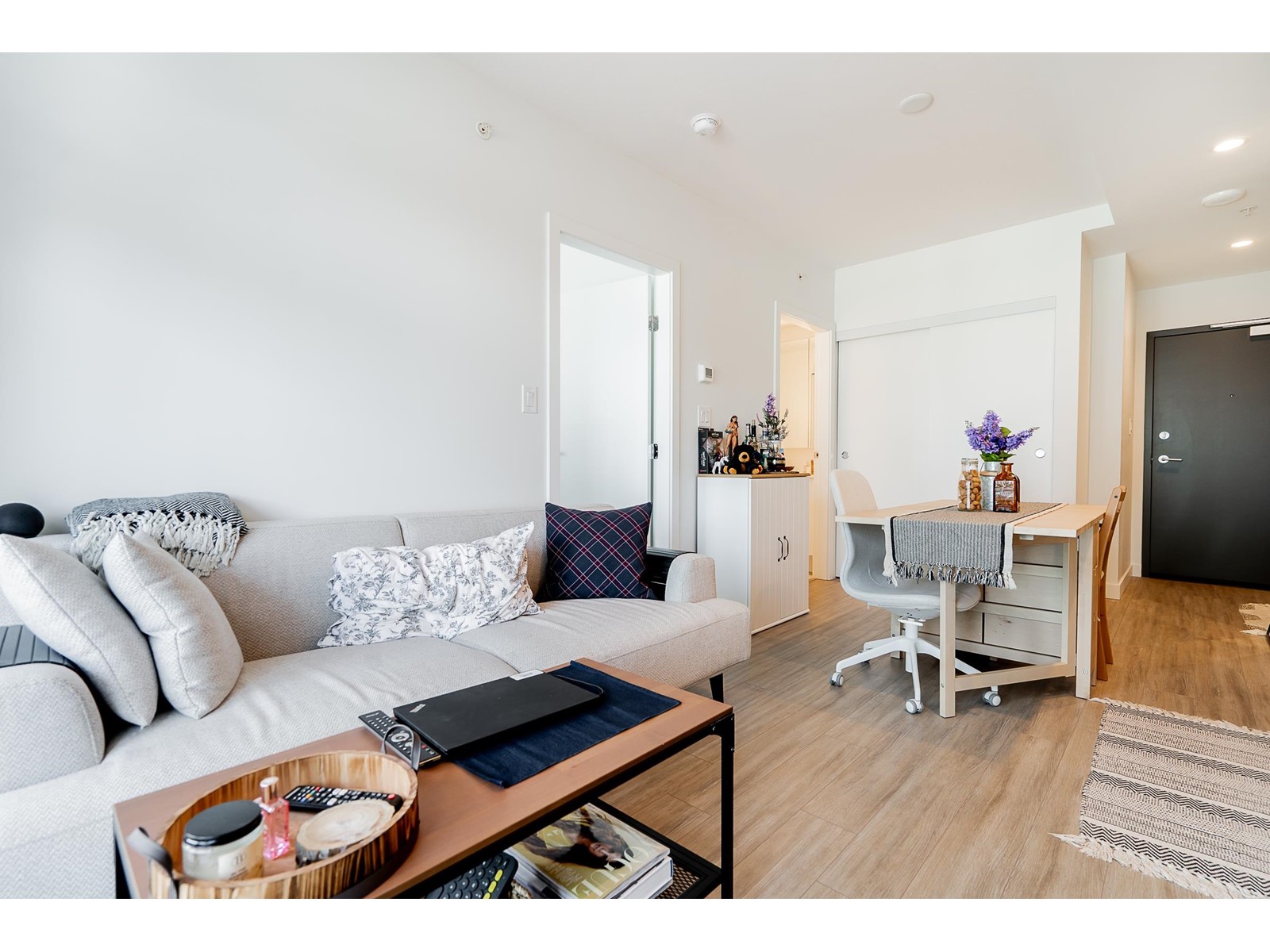 706 13655 Fraser Highway, Surrey, British Columbia  V3T 0P8 - Photo 13 - R2980072