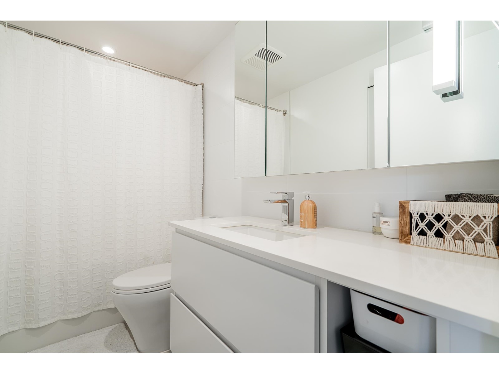 706 13655 Fraser Highway, Surrey, British Columbia  V3T 0P8 - Photo 25 - R2980072