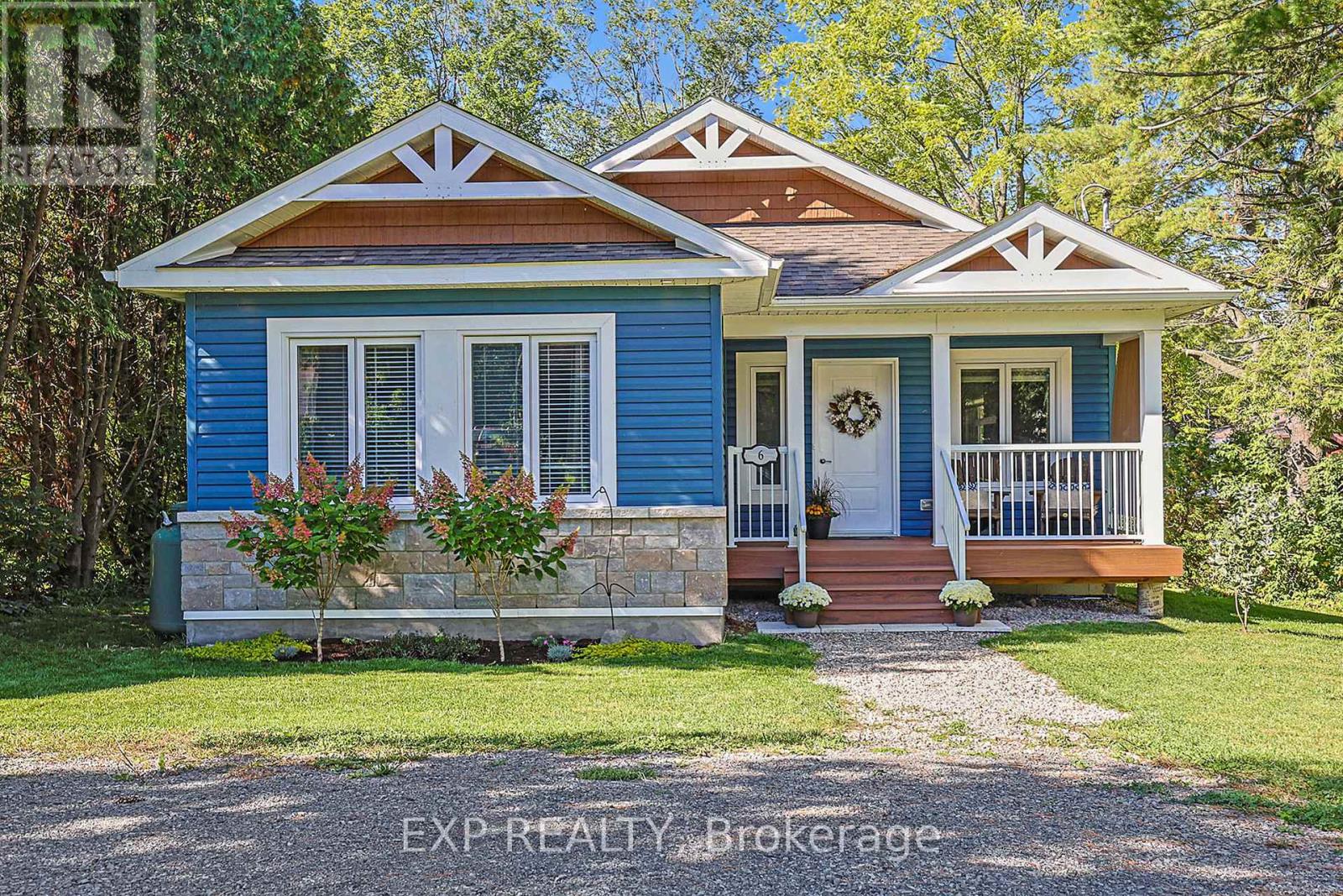 6 Whelan Street N, Westport, Ontario  K0G 1X0 - Photo 2 - X12030188