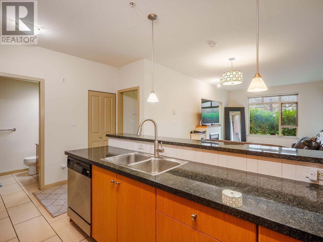 105 100 Capilano Road, Port Moody, British Columbia  V3H 5M9 - Photo 9 - R2979777