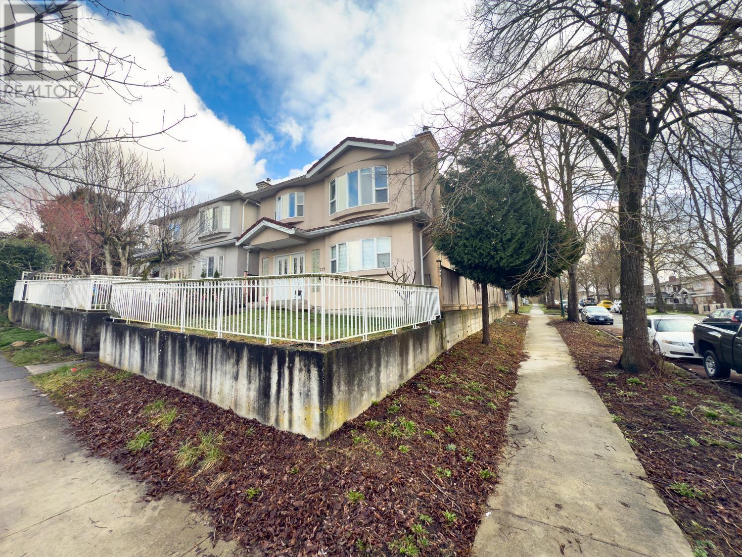 7798 Prince Albert Street, Vancouver, British Columbia  V5X 3Z6 - Photo 2 - R2979665