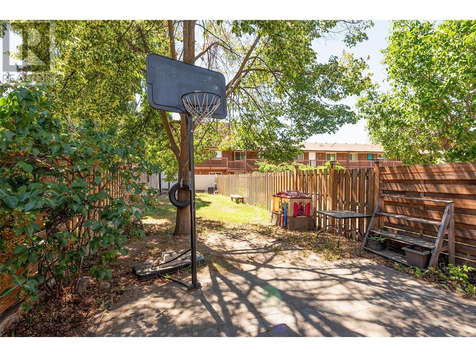 265 Fir Court, Kelowna, British Columbia  V1X 2B8 - Photo 27 - 10339523