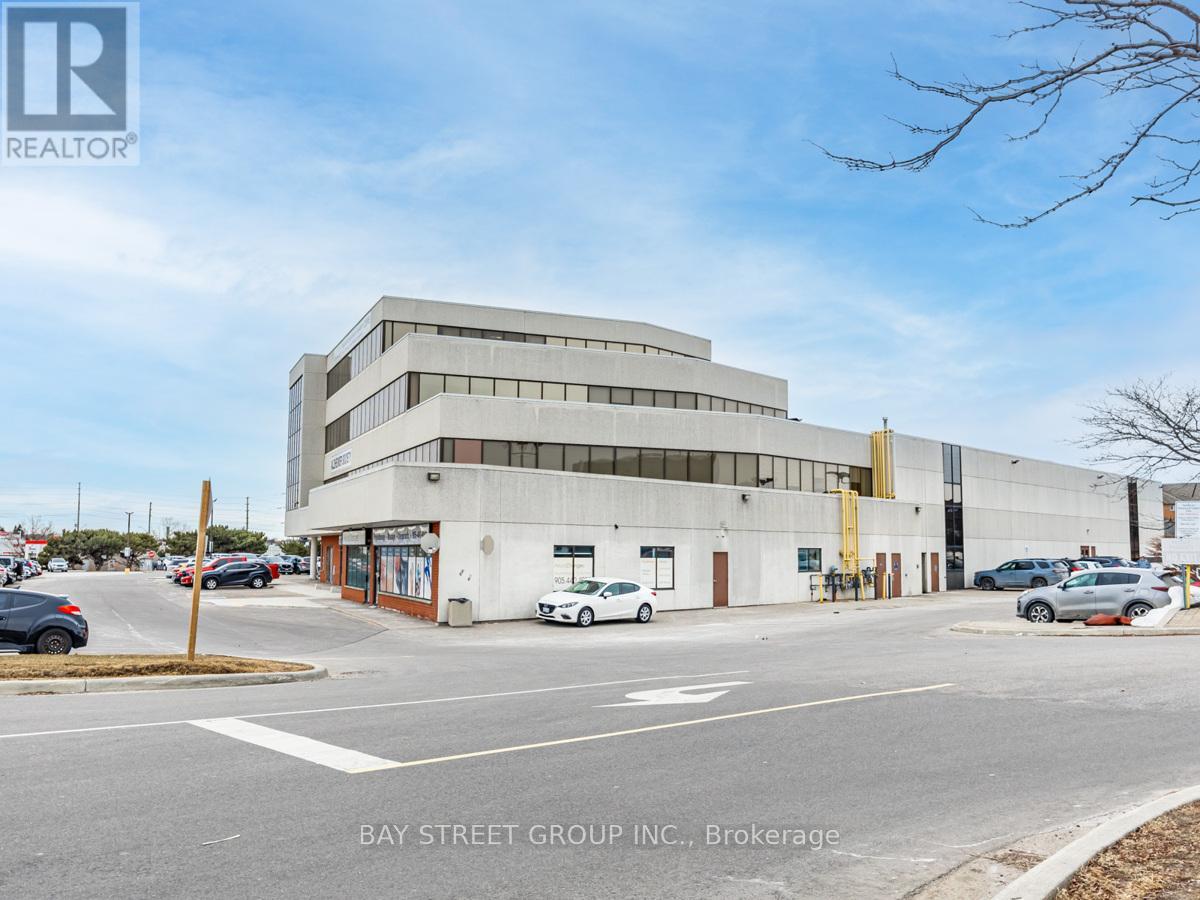 1600 Stellar Drive, Whitby, Ontario  L1N 9B2 - Photo 4 - E12030181