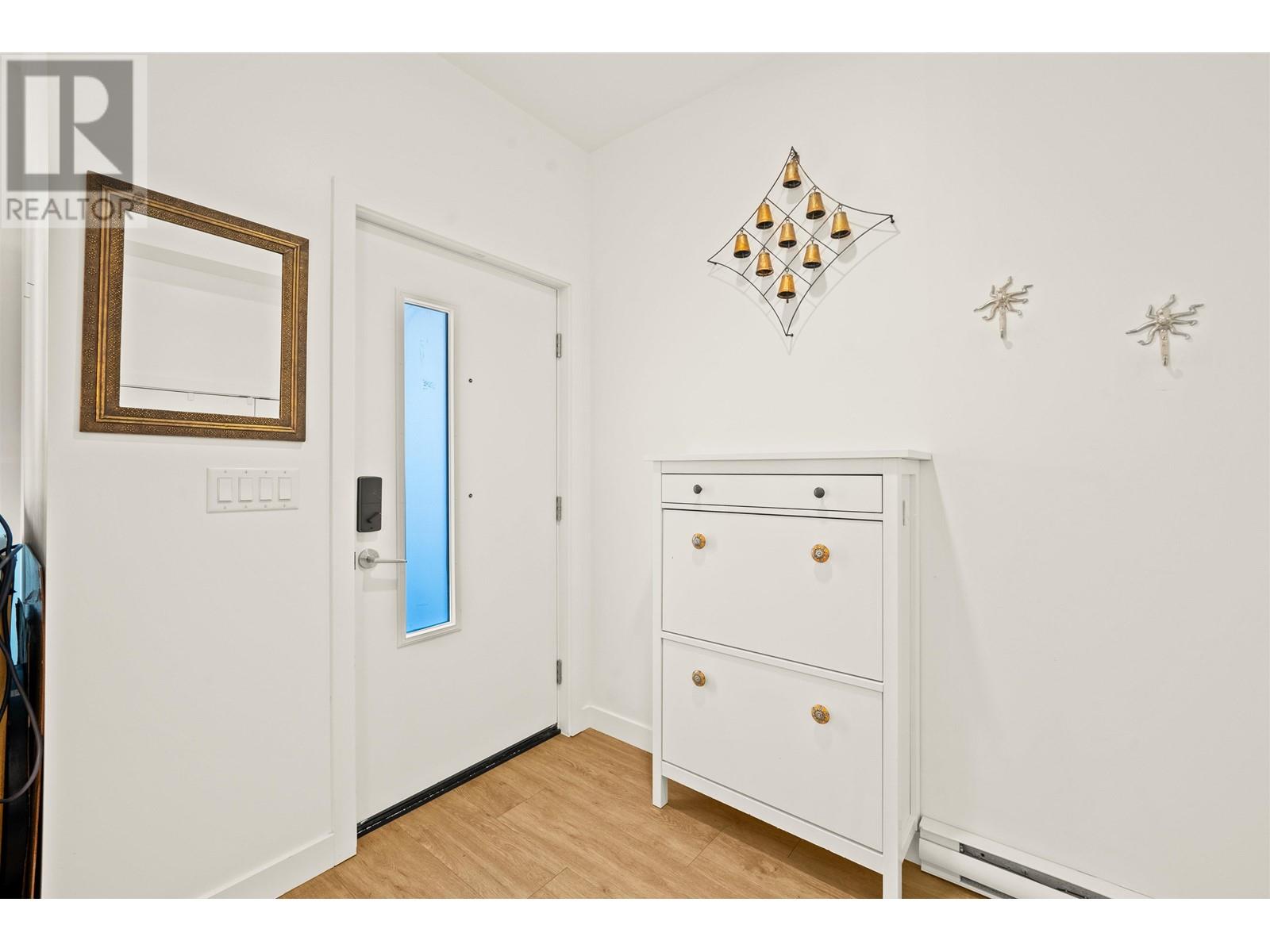 Th2 2137 Chesterfield Avenue, North Vancouver, British Columbia  V7M 2P7 - Photo 11 - R2979988