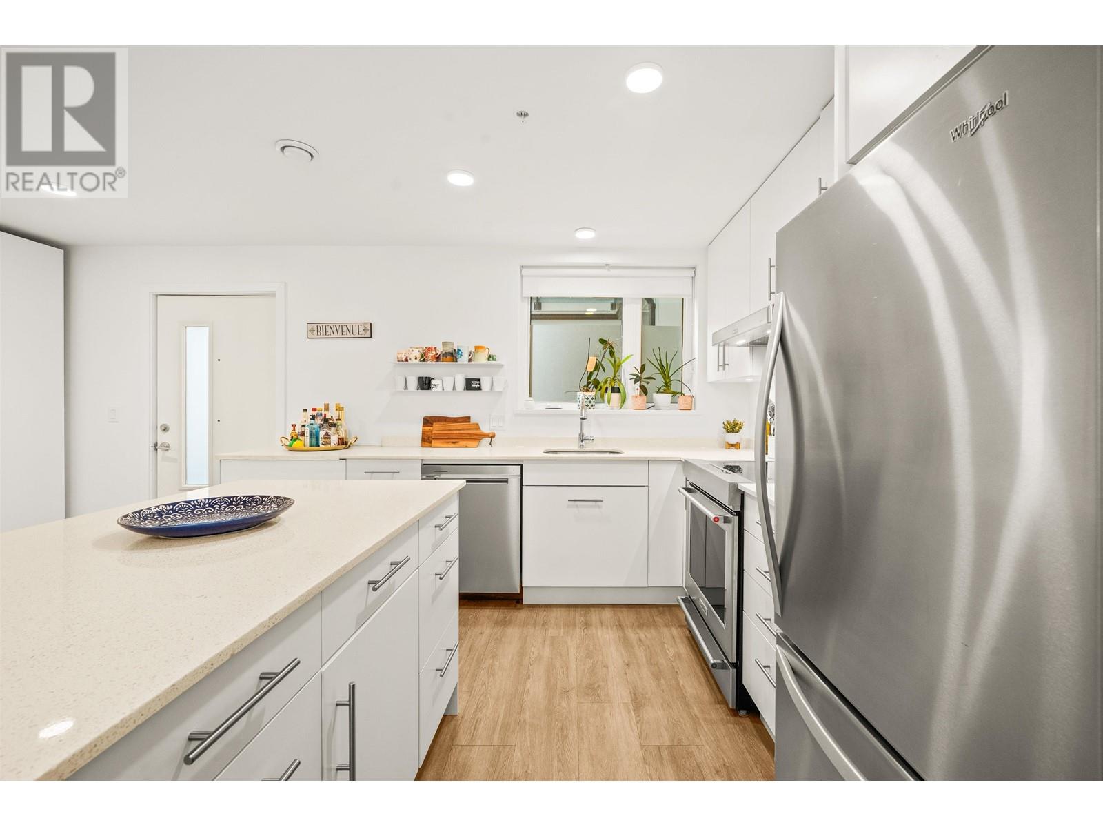 Th2 2137 Chesterfield Avenue, North Vancouver, British Columbia  V7M 2P7 - Photo 9 - R2979988