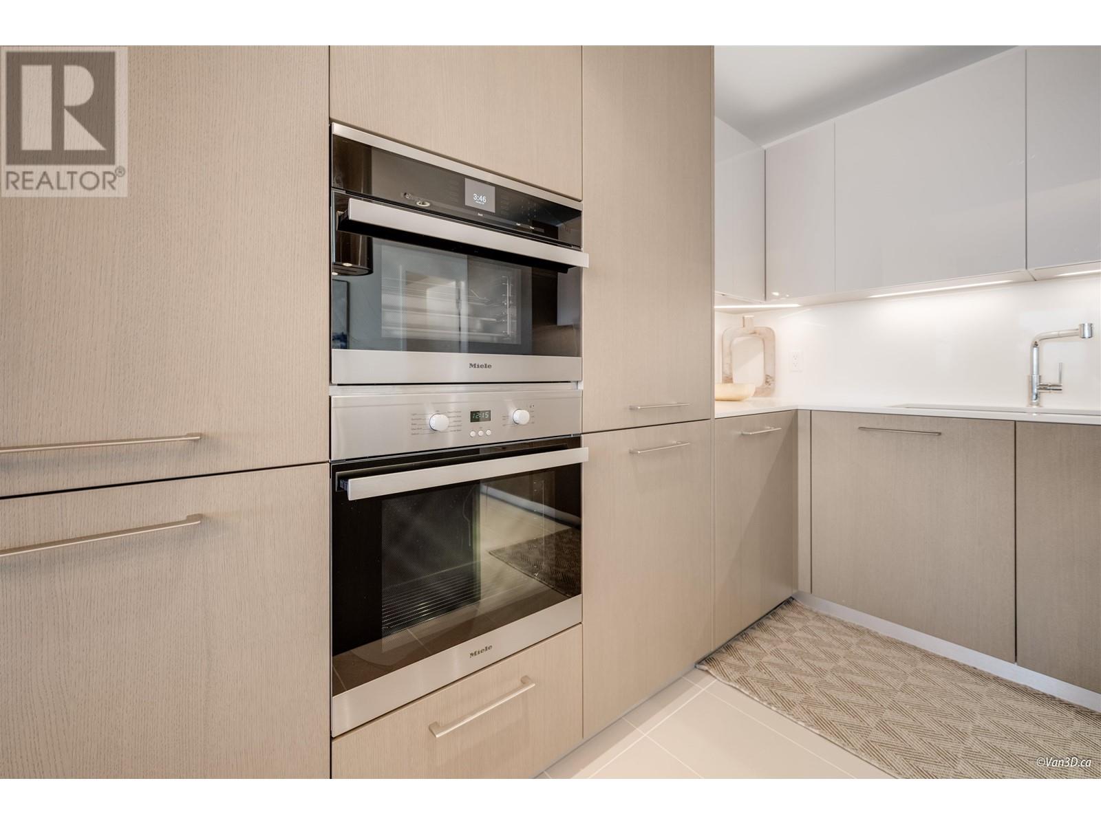 Listing Picture 16 of 38 : 802 6611 PEARSON WAY, Richmond / 烈治文 - 魯藝地產 Yvonne Lu Group - MLS Medallion Club Member