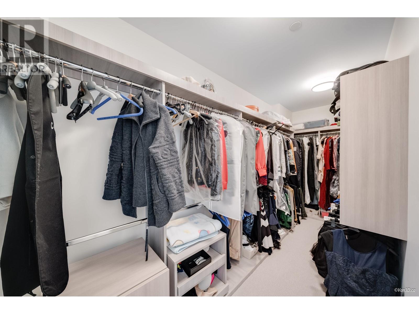 Listing Picture 23 of 38 : 802 6611 PEARSON WAY, Richmond / 烈治文 - 魯藝地產 Yvonne Lu Group - MLS Medallion Club Member