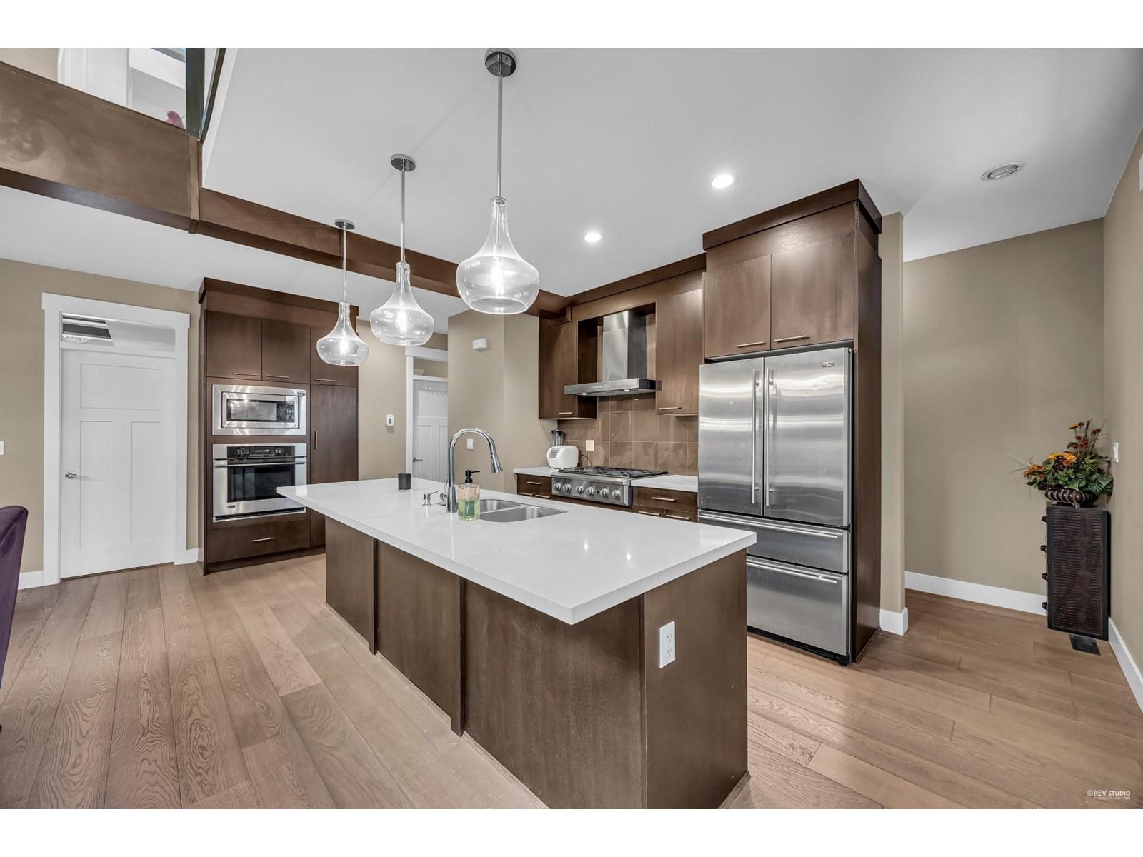 Property at 41 15977 26 AVENUE image 3