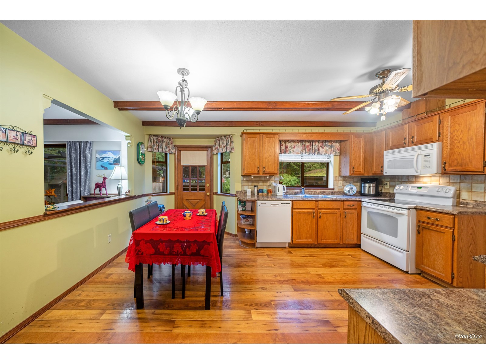 2389 150b Street, Surrey, British Columbia  V4A 8B1 - Photo 13 - R2928543