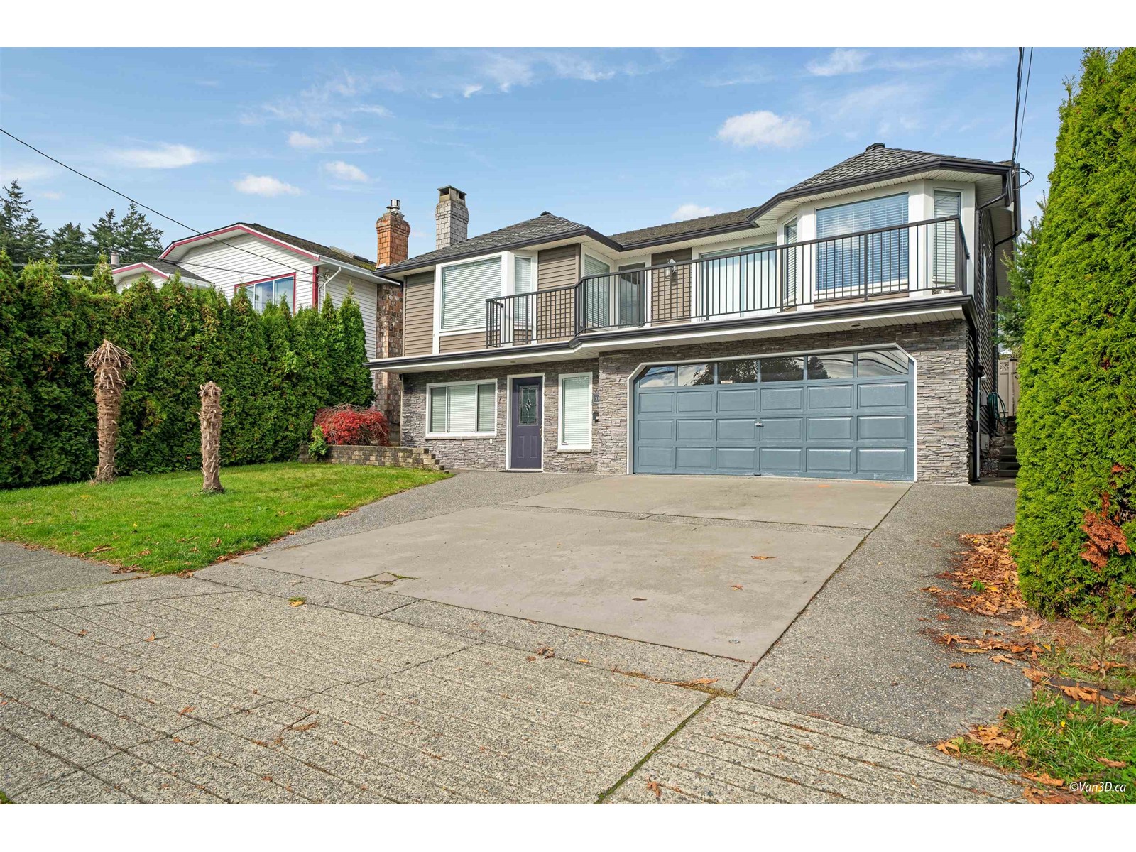 15555 BUENA VISTA AVENUE, White Rock, British Columbia