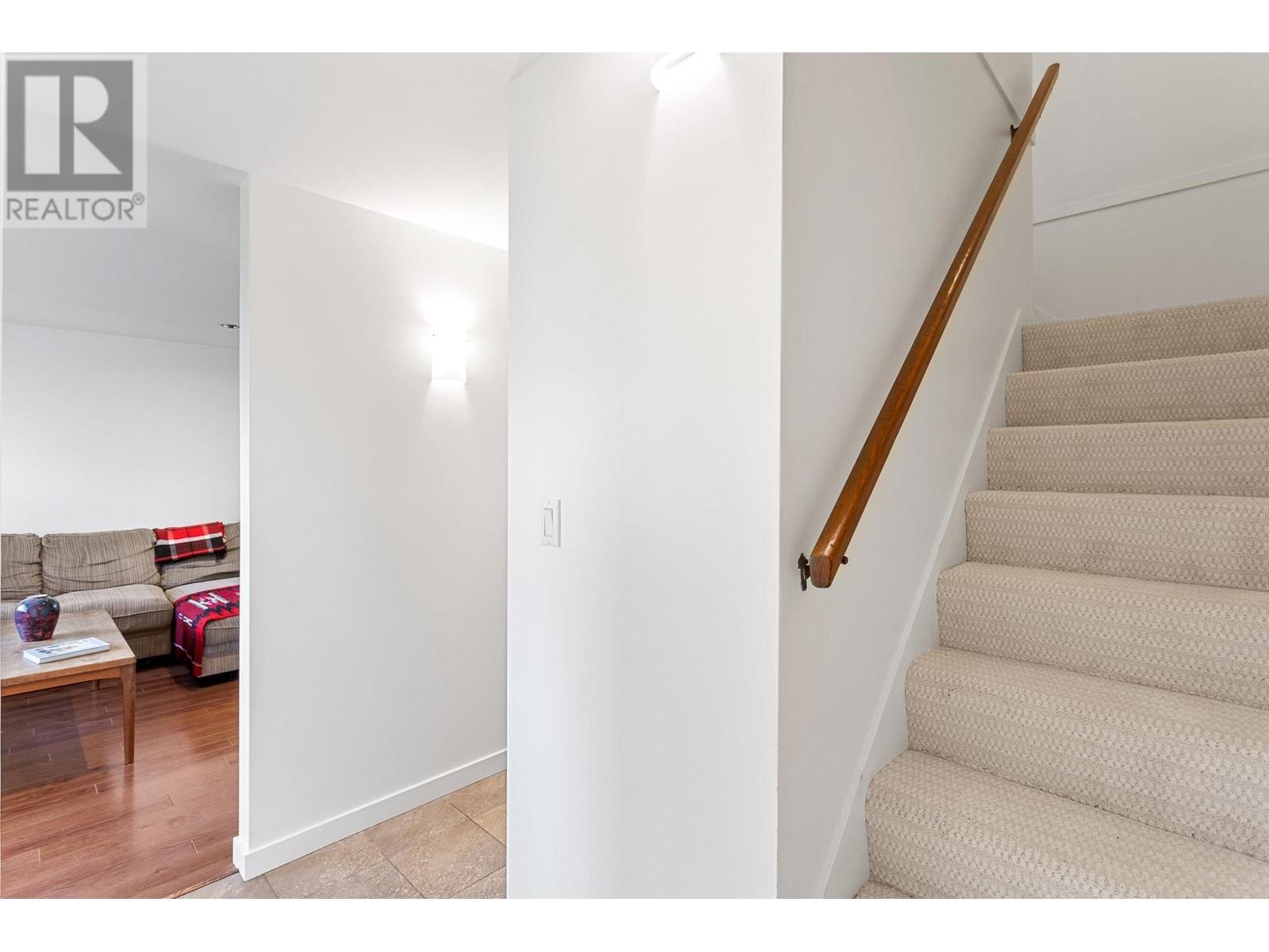 1318 Tina Way, Port Coquitlam, British Columbia  V3C 2V3 - Photo 21 - R2980075