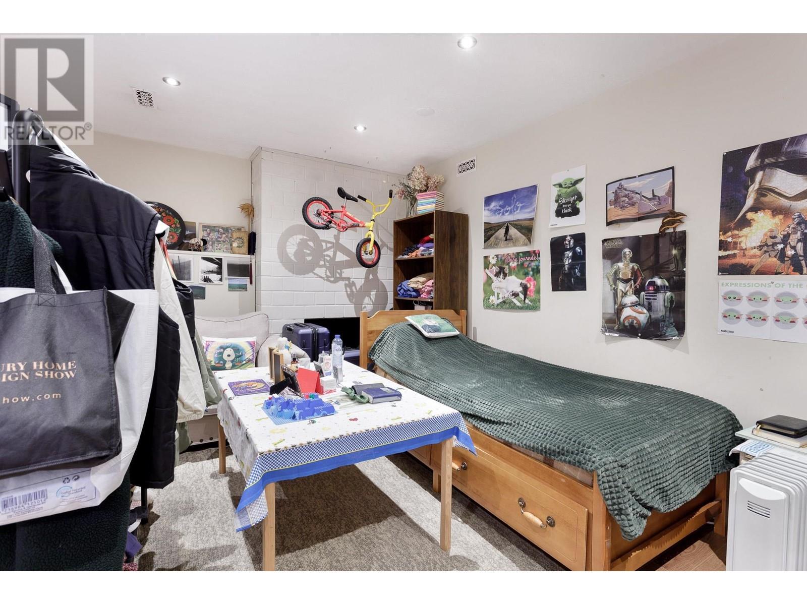 1318 Tina Way, Port Coquitlam, British Columbia  V3C 2V3 - Photo 32 - R2980075