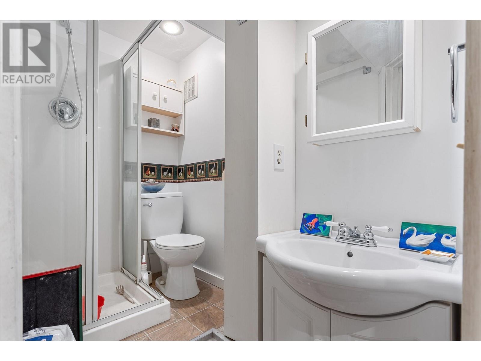 1318 Tina Way, Port Coquitlam, British Columbia  V3C 2V3 - Photo 33 - R2980075
