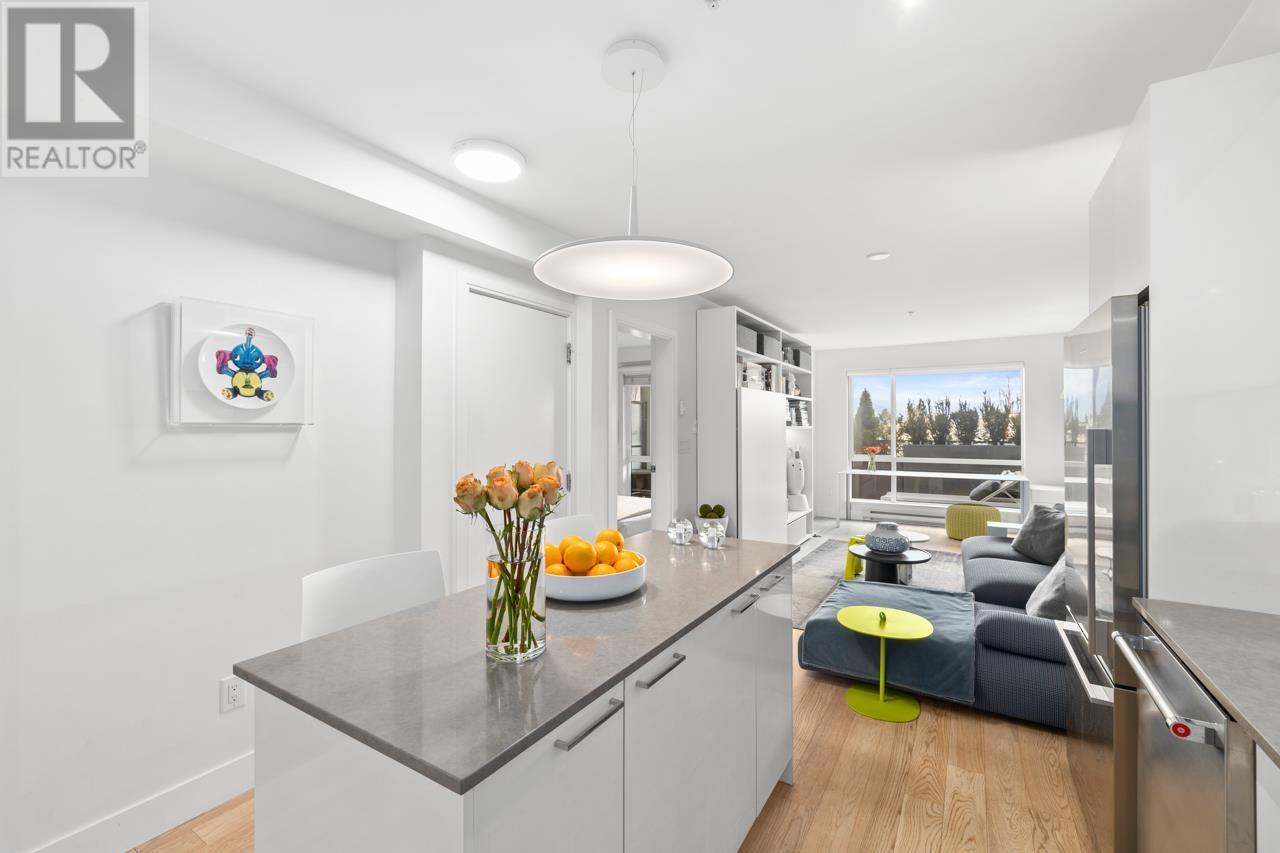 Listing Picture 17 of 31 : 207 233 KINGSWAY, Vancouver / 溫哥華 - 魯藝地產 Yvonne Lu Group - MLS Medallion Club Member