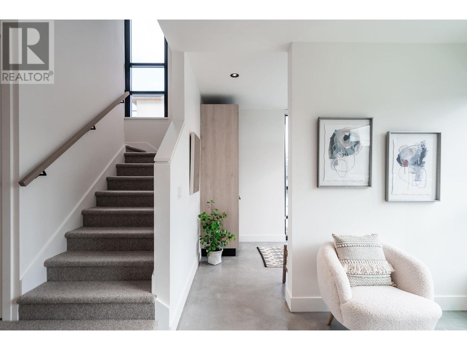 Listing Picture 17 of 33 : 4015 FLEMING STREET, Vancouver / 溫哥華 - 魯藝地產 Yvonne Lu Group - MLS Medallion Club Member