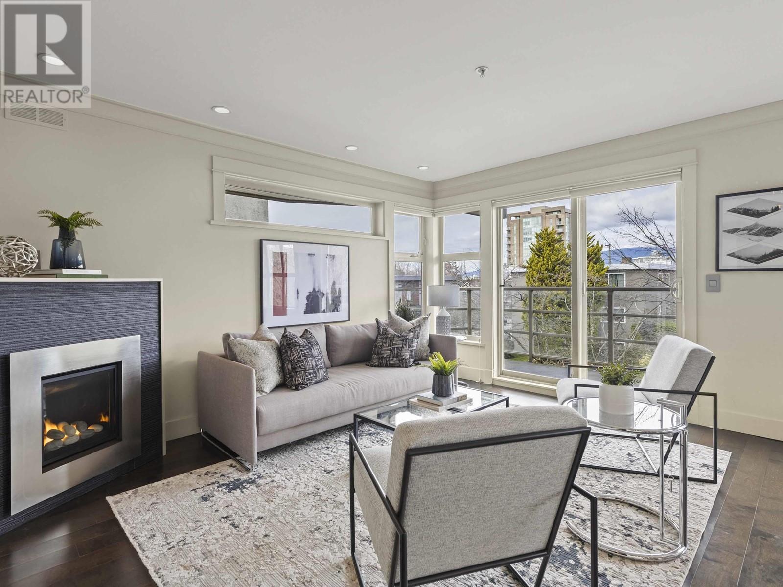 301 1586 W 11th Avenue, Vancouver, British Columbia  V6J 2B6 - Photo 1 - R2980092