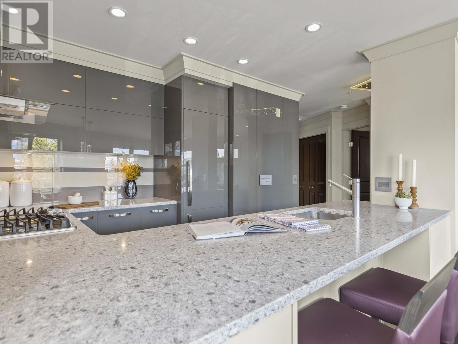 301 1586 W 11th Avenue, Vancouver, British Columbia  V6J 2B6 - Photo 12 - R2980092