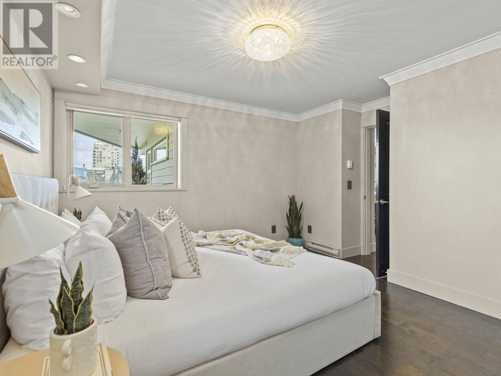 301 1586 W 11th Avenue, Vancouver, British Columbia  V6J 2B6 - Photo 18 - R2980092